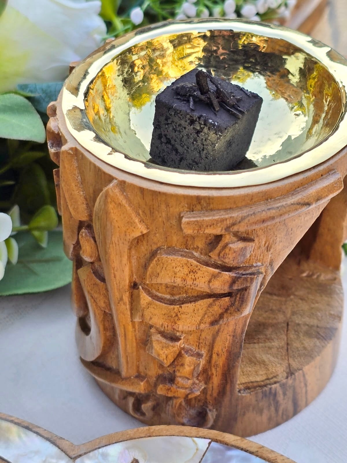 The Khashab Oil / Bakhoor Burner