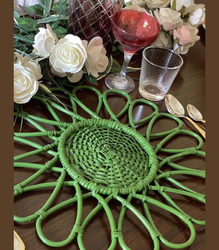 Cane Plate Charger