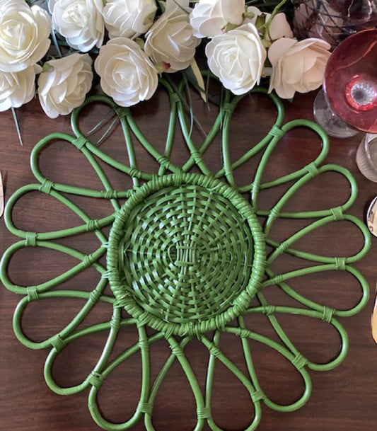 Cane Plate Charger
