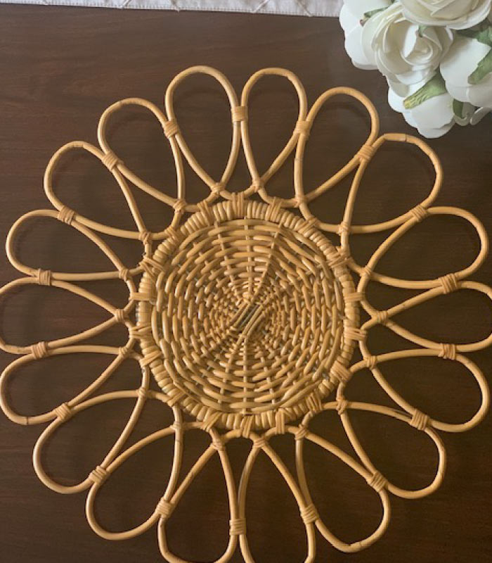 Cane Plate Charger