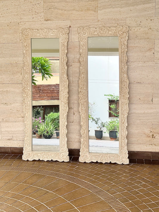 Majestic Mirror