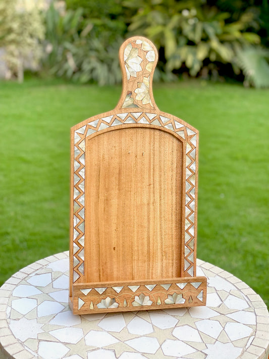 Mother of Pearl Ziggy Book Stand