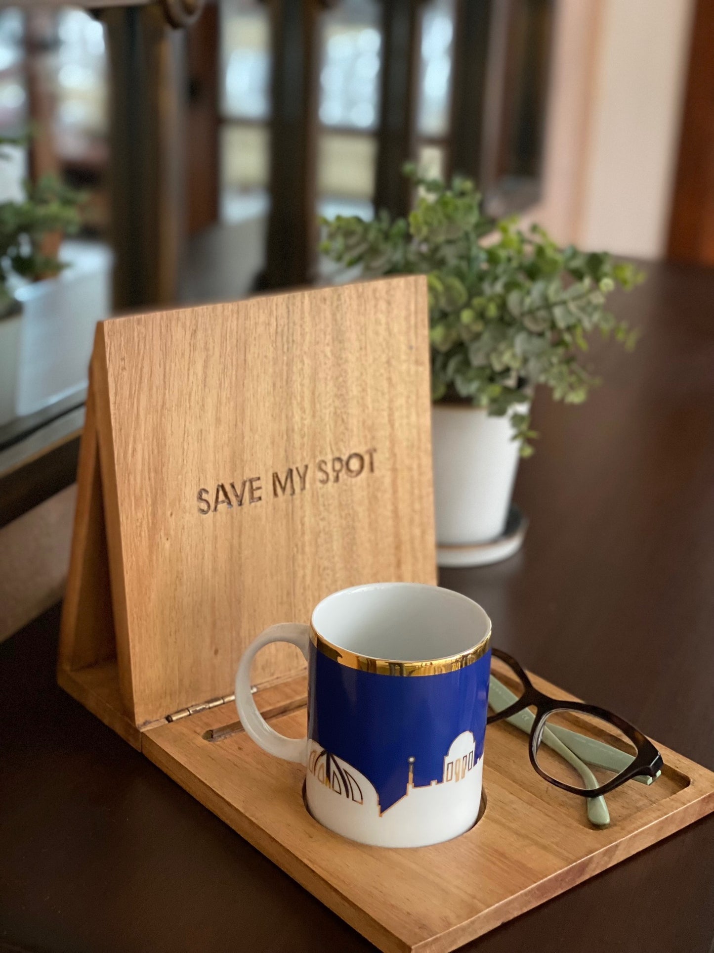 Sip and Read Book Stand