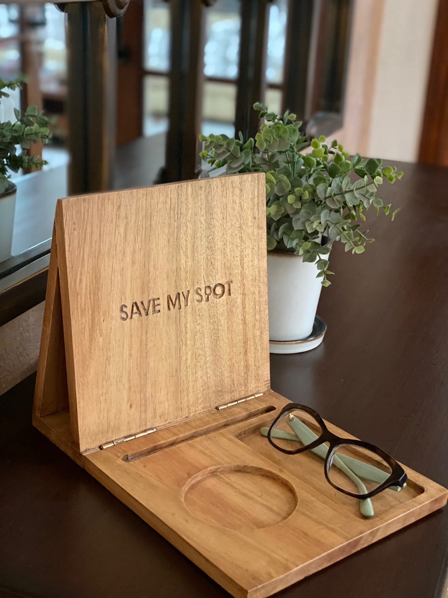 Sip and Read Book Stand