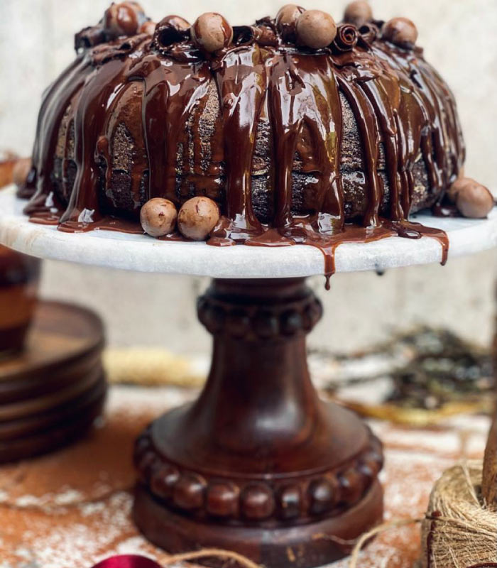 Beaded Marble Top Cake Stand