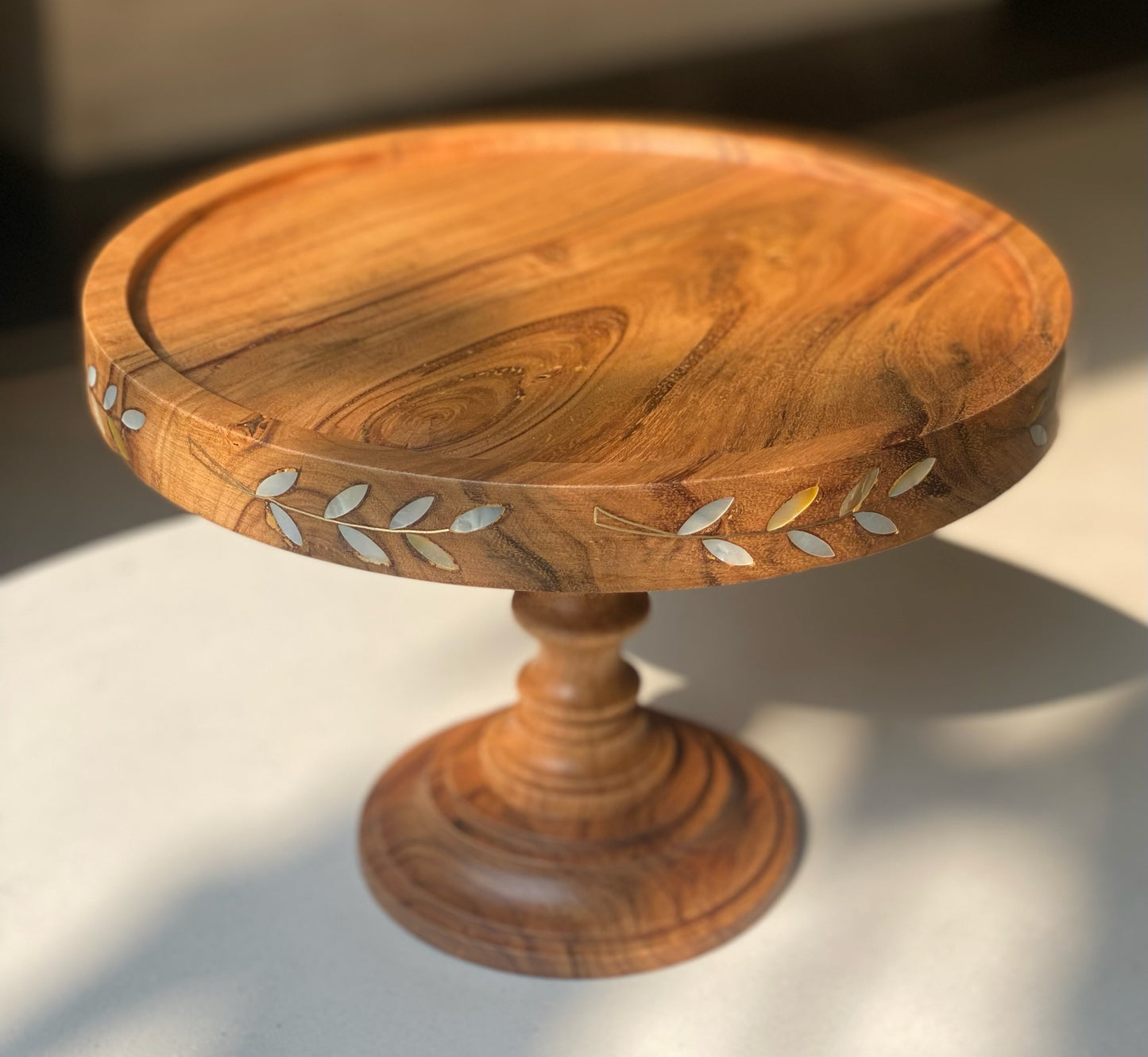 Mother of Pearl Snack / Cake Pedestal